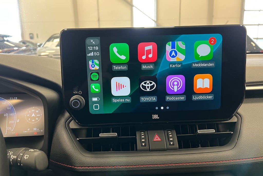 Vehicle Image 15