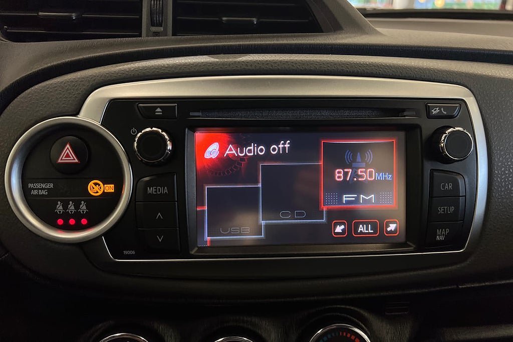 Vehicle Image 15