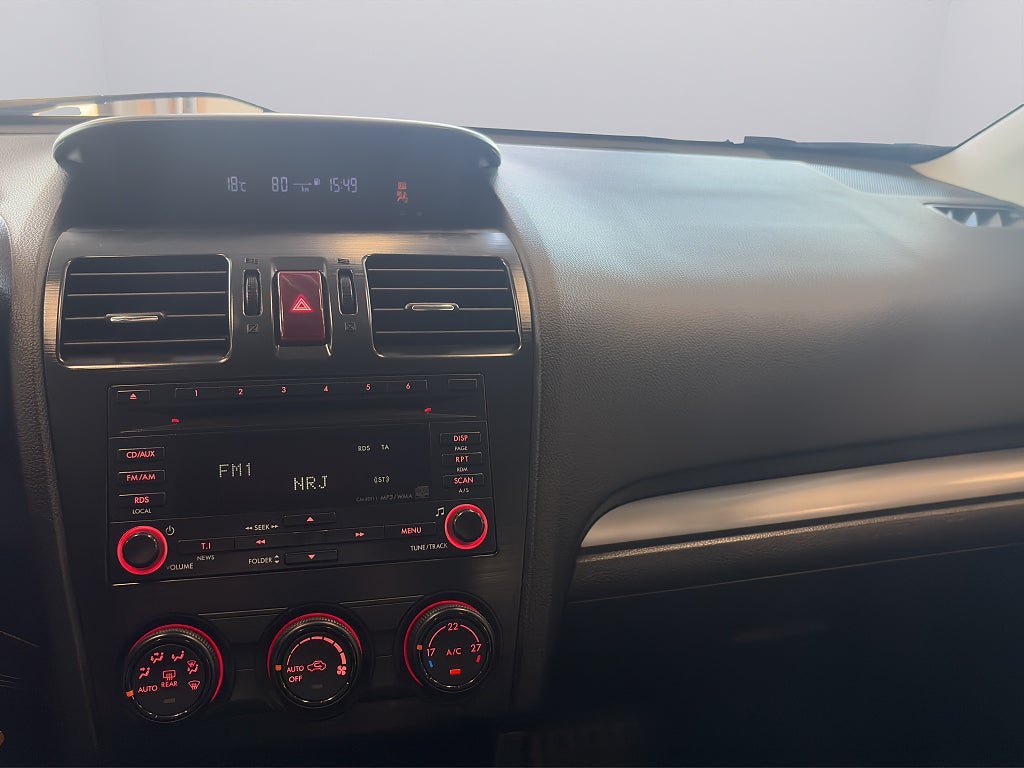Vehicle Image 15