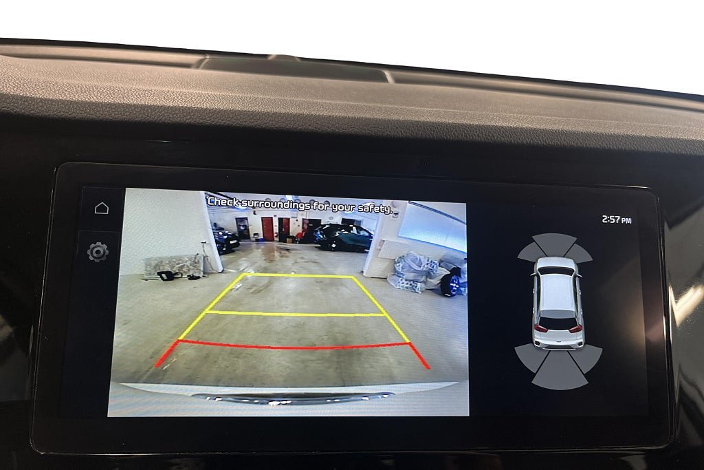 Vehicle Image 18