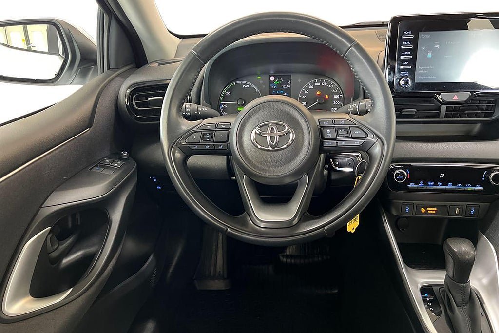 Vehicle Image 11