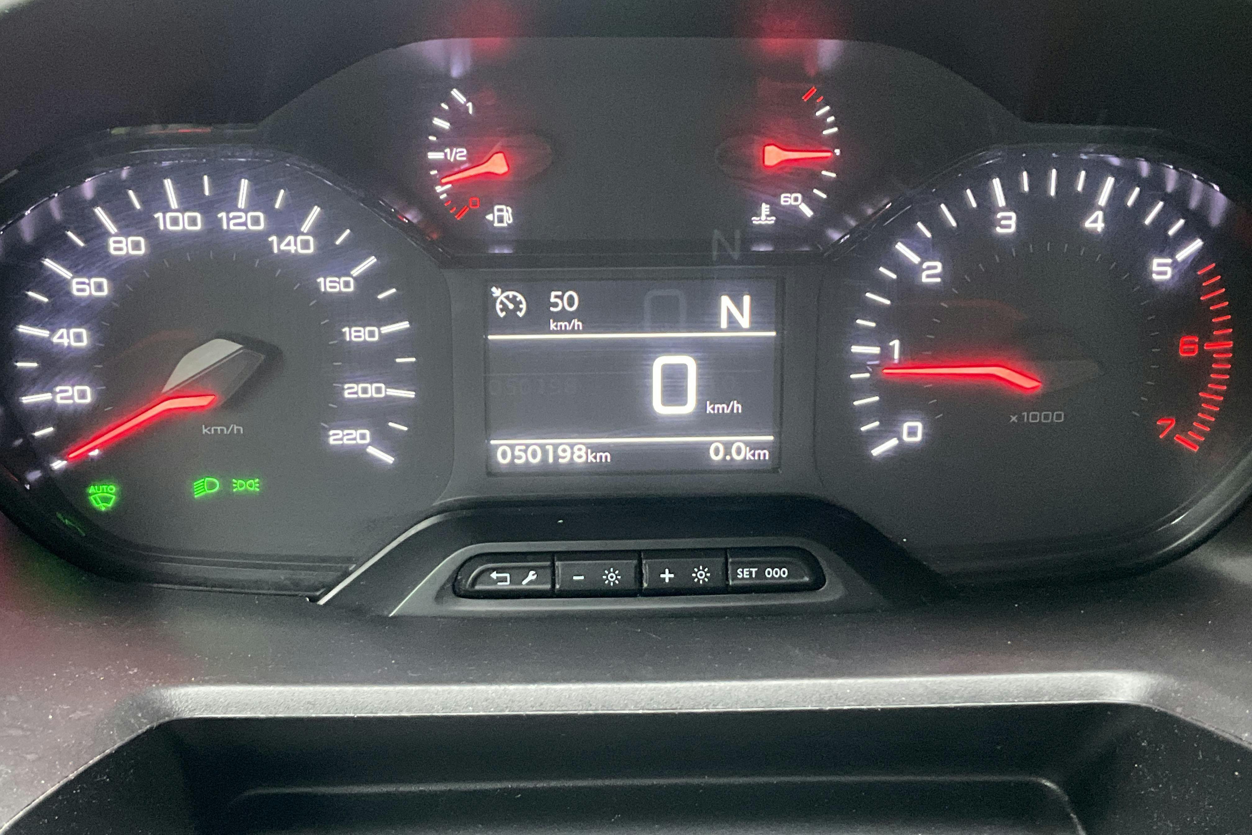 Vehicle Image 13