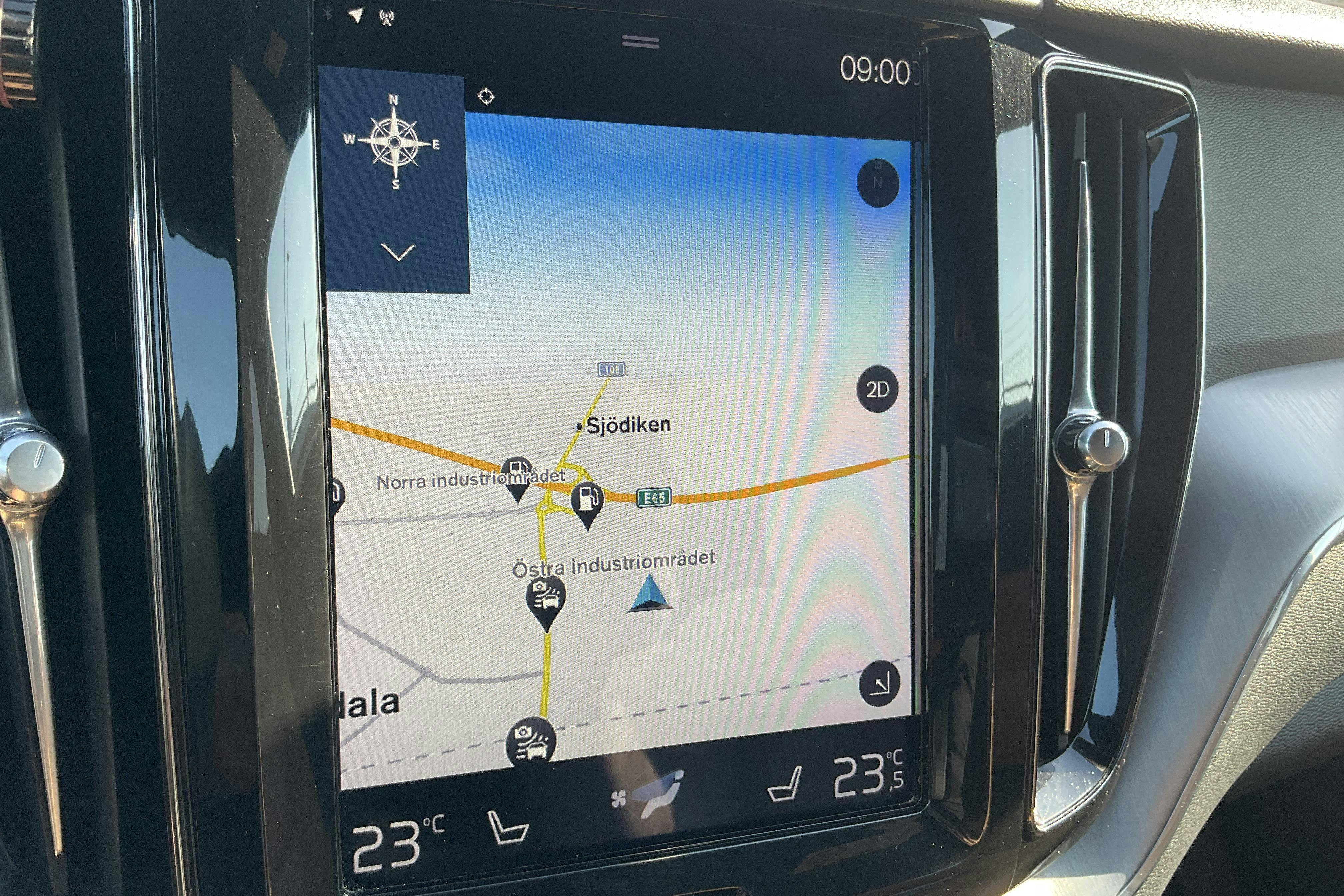 Vehicle Image 11