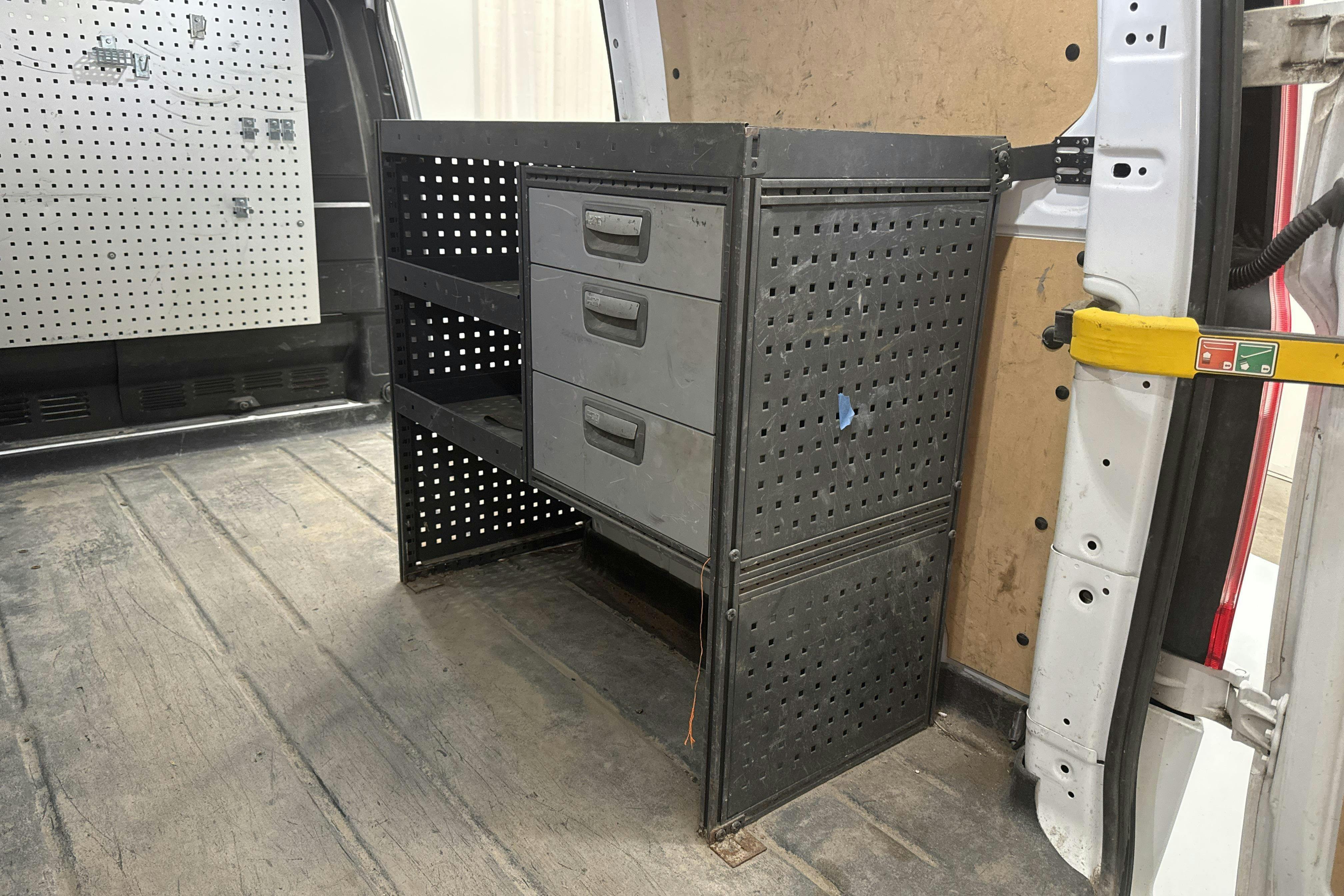 Vehicle Image 13
