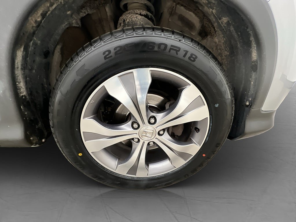Vehicle Image 30