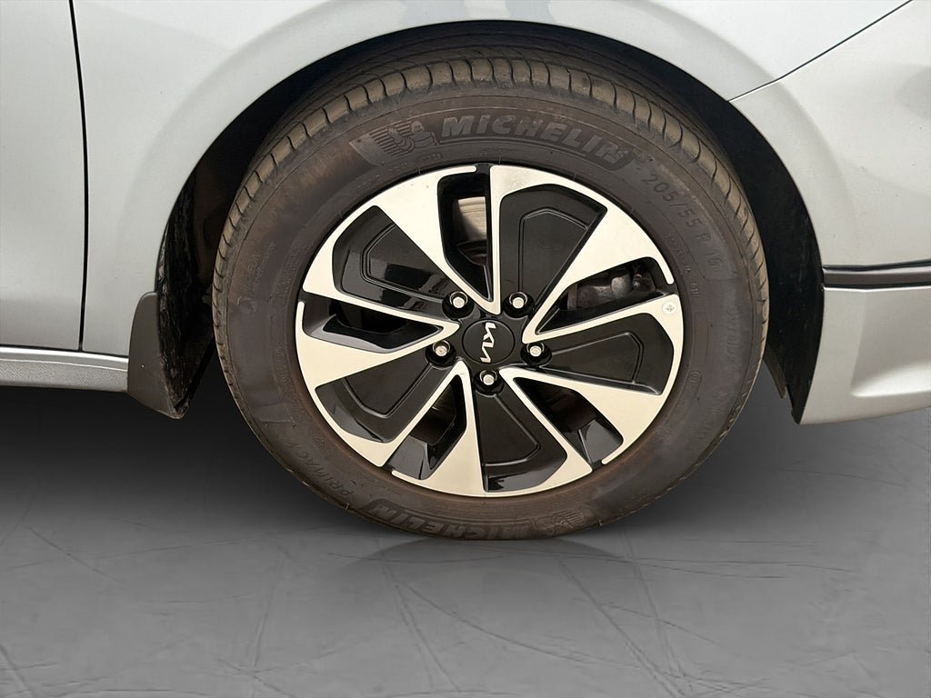 Vehicle Image 31