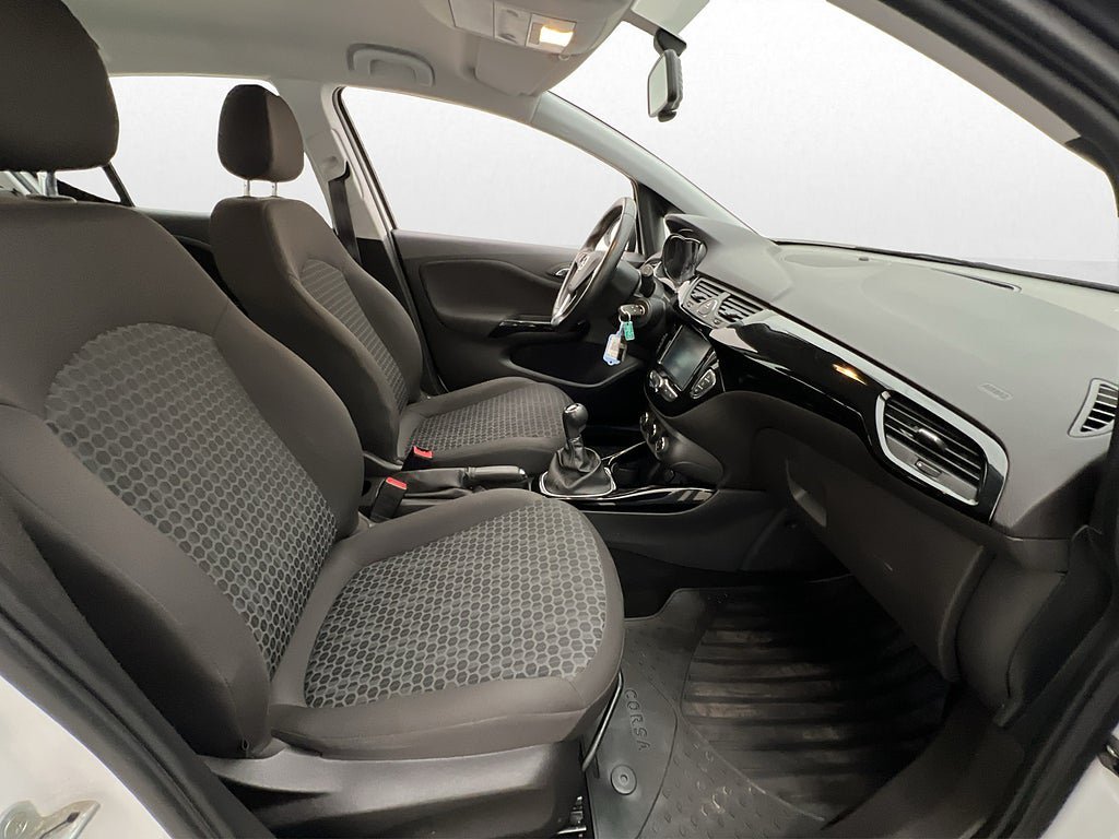 Vehicle Image 22