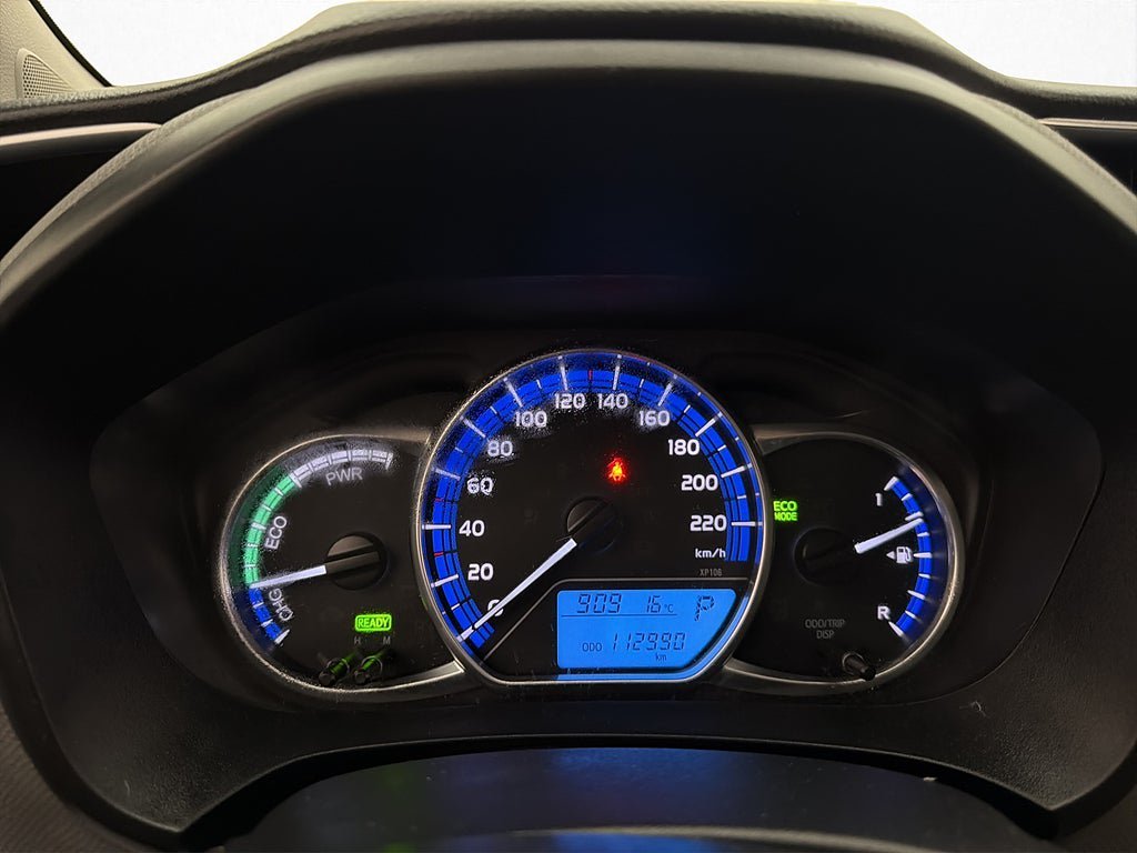 Vehicle Image 16