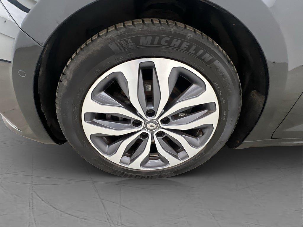Vehicle Image 35
