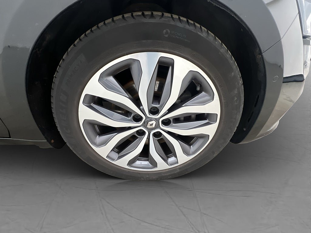 Vehicle Image 38