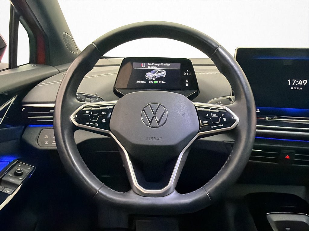 Vehicle Image 15