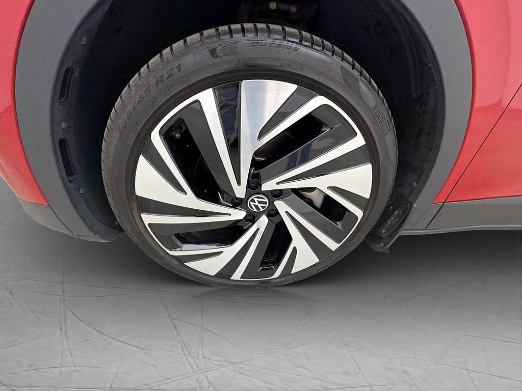 Vehicle Image 36
