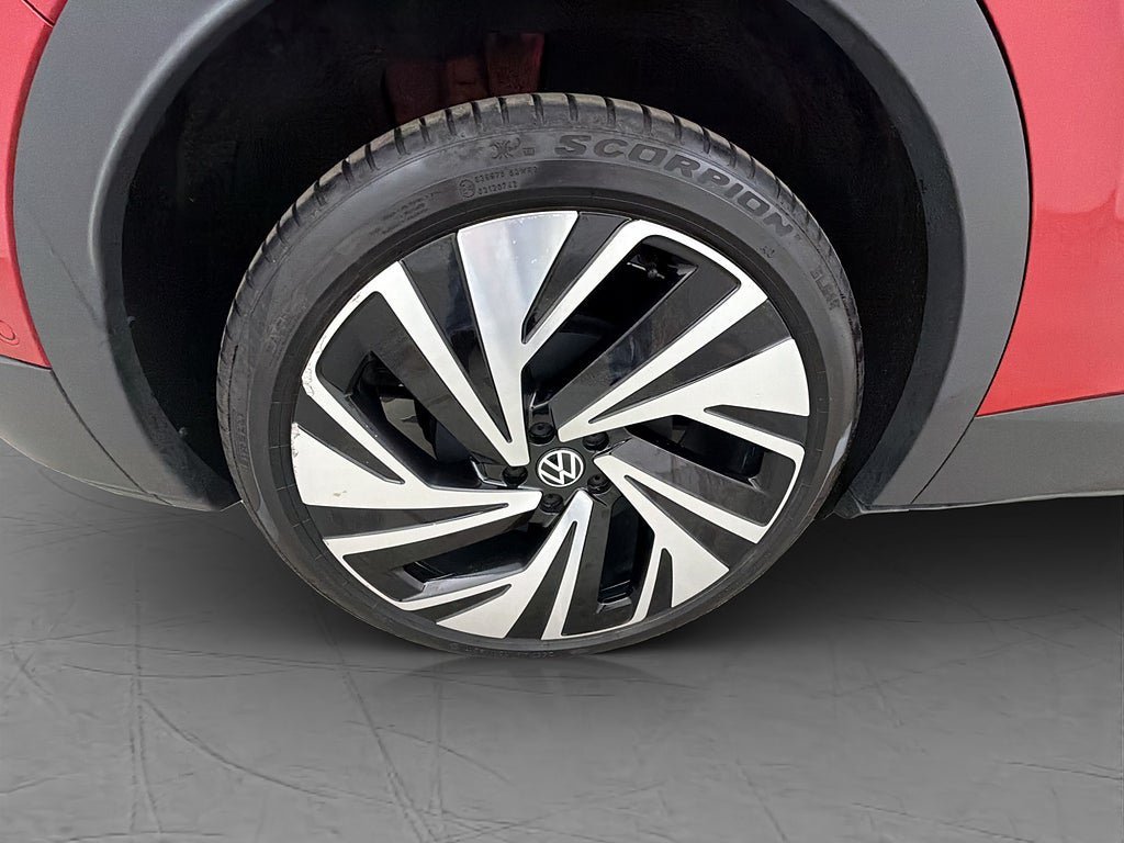 Vehicle Image 37