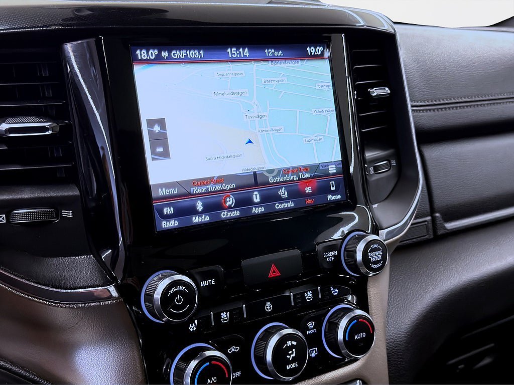 Vehicle Image 19