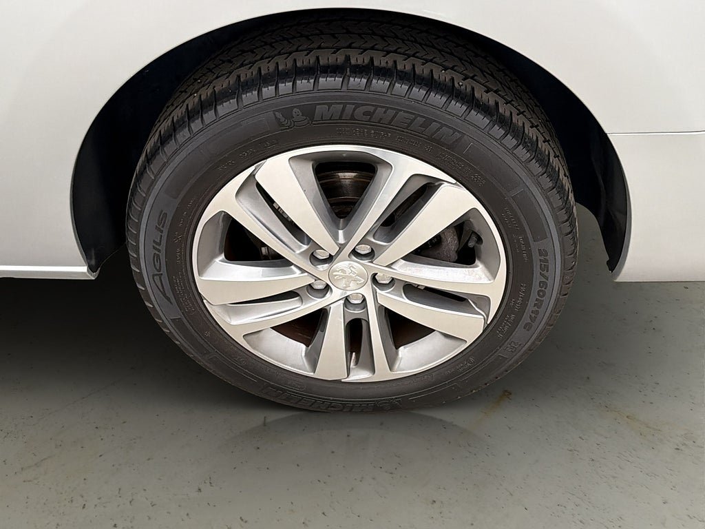 Vehicle Image 31