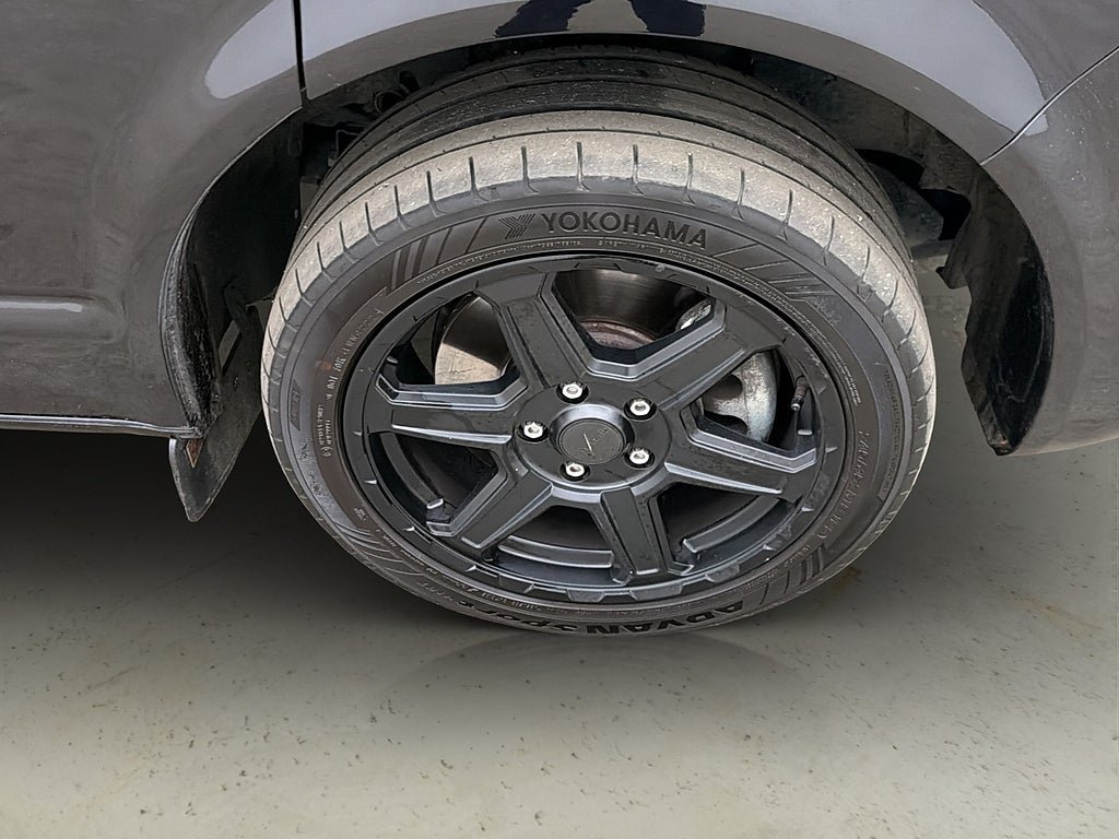 Vehicle Image 36