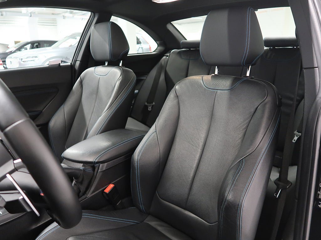 Vehicle Image 26