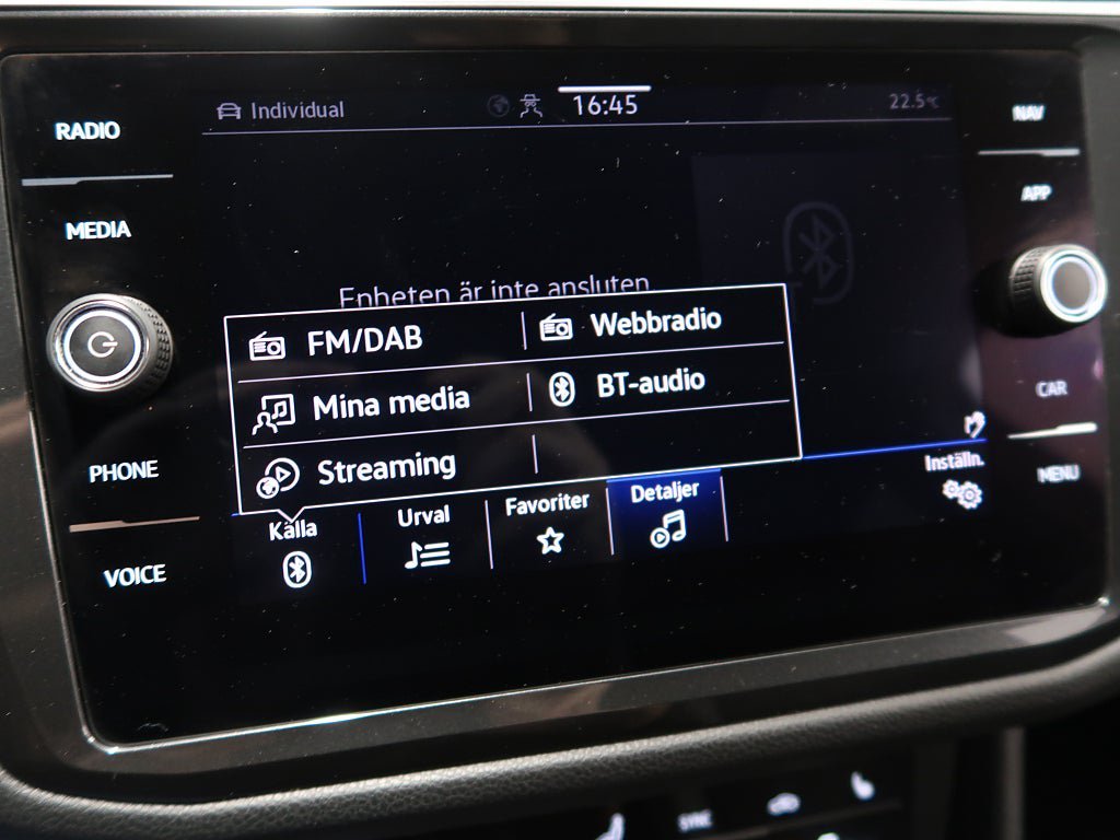 Vehicle Image 27