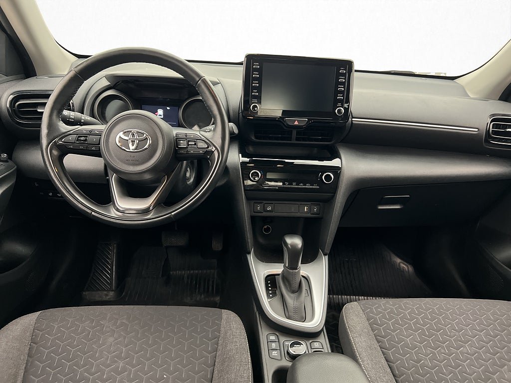 Vehicle Image 12