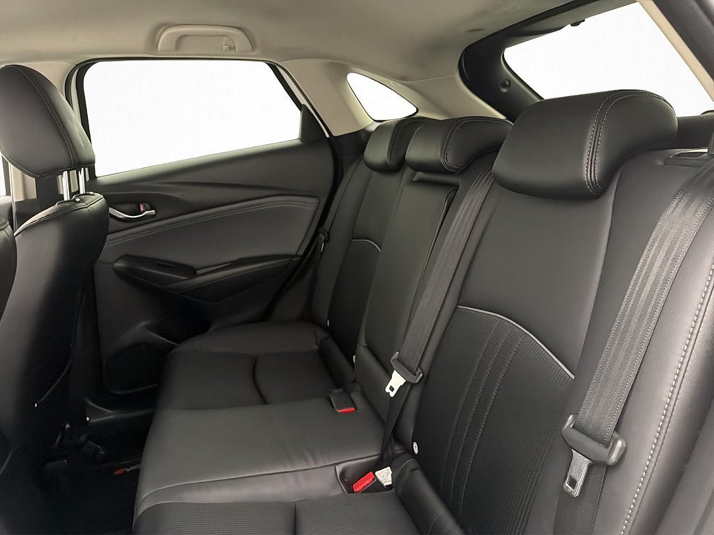 Vehicle Image 22