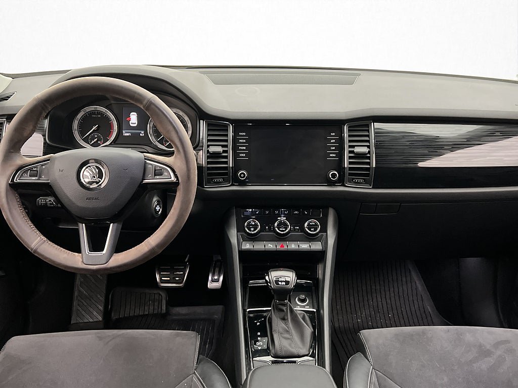 Vehicle Image 15