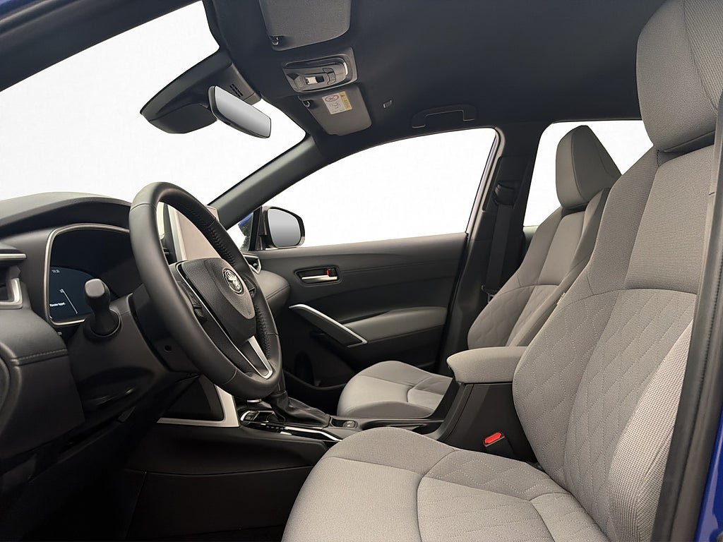 Vehicle Image 11