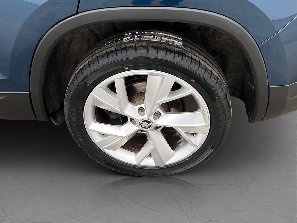 Vehicle Image 30