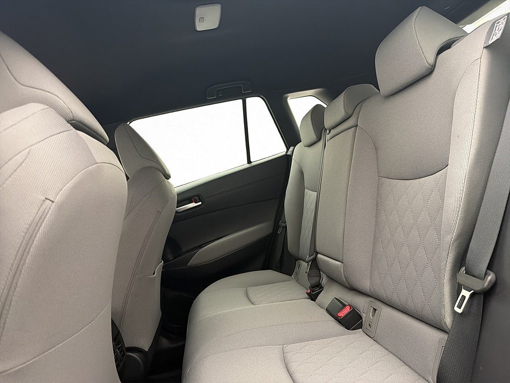 Vehicle Image 22