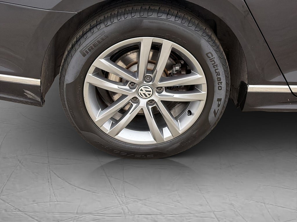 Vehicle Image 30