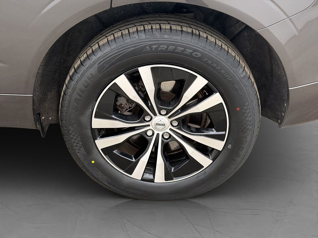Vehicle Image 30