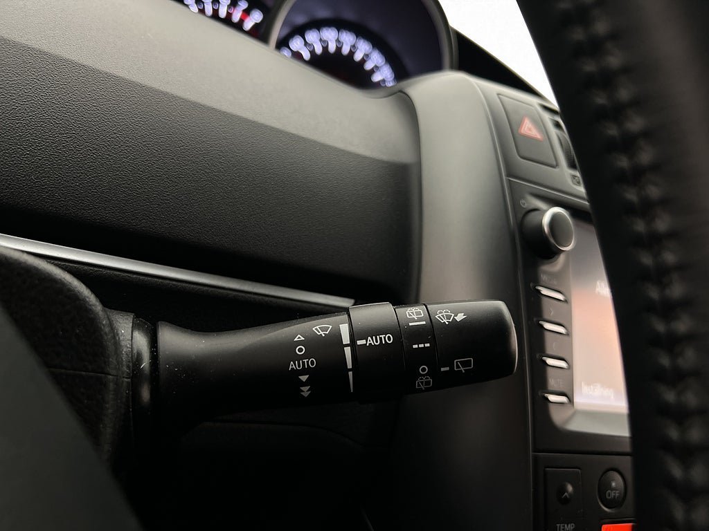Vehicle Image 29