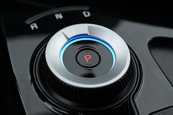 Vehicle Image 23
