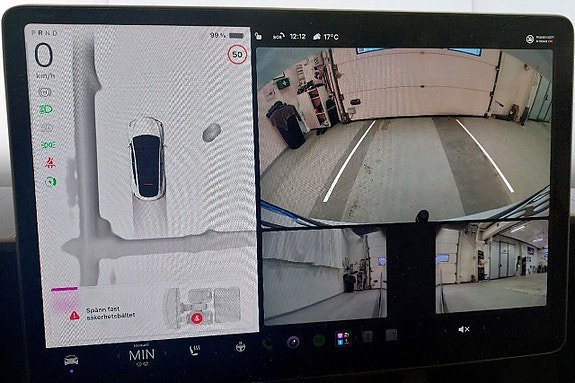 Vehicle Image 11