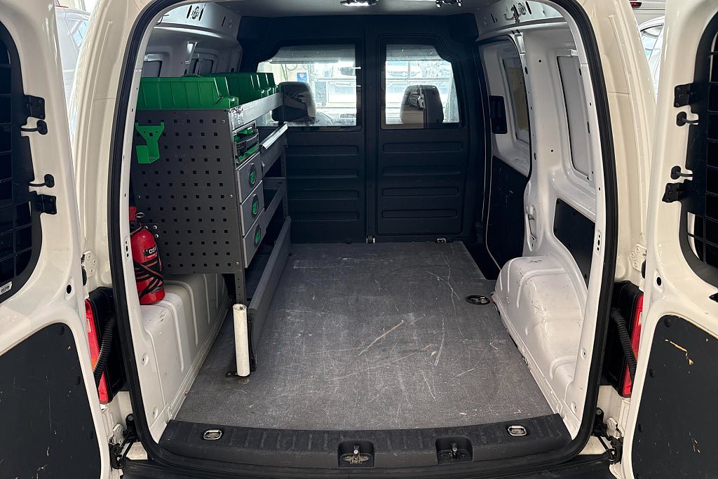 Vehicle Image 16