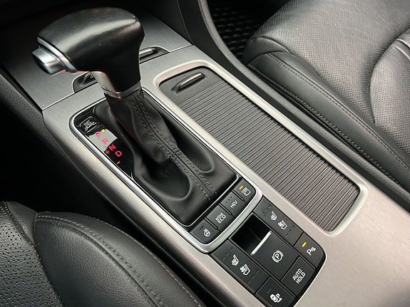 Vehicle Image 33