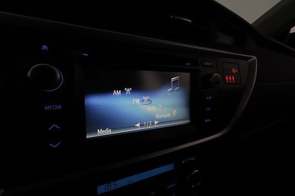 Vehicle Image 26