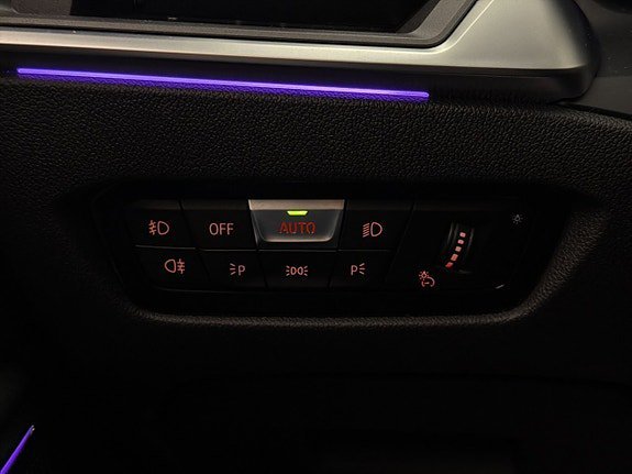 Vehicle Image 29