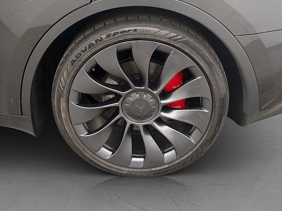 Vehicle Image 33