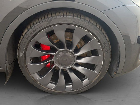 Vehicle Image 35