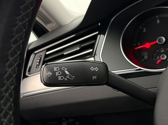 Vehicle Image 27