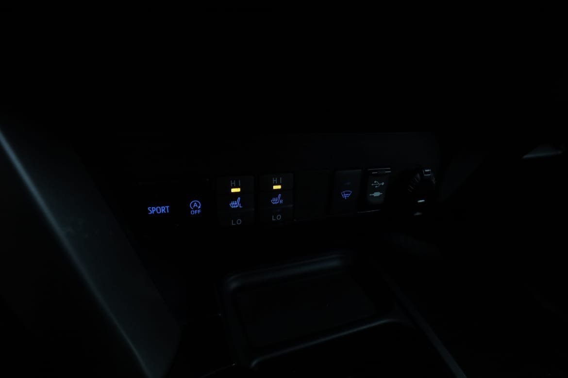 Vehicle Image 24