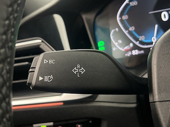 Vehicle Image 27