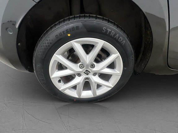 Vehicle Image 24