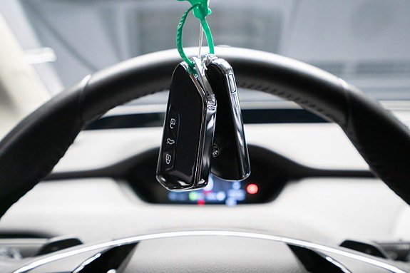 Vehicle Image 30