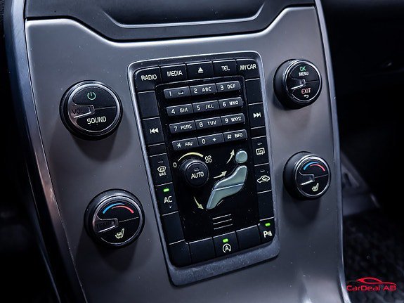 Vehicle Image 26