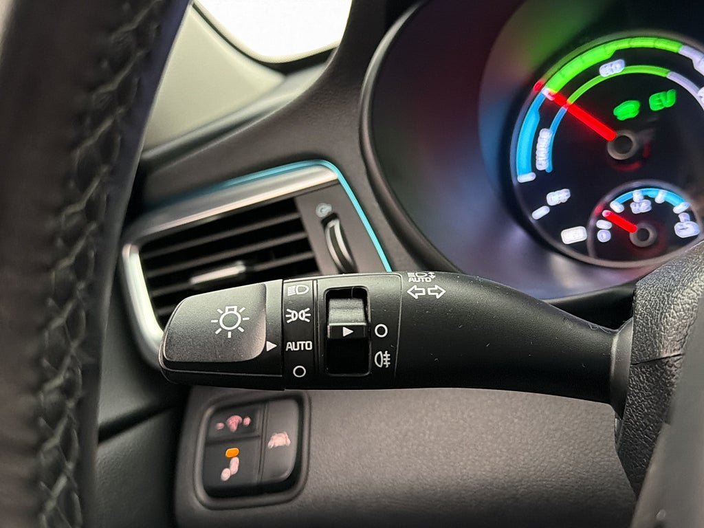 Vehicle Image 35