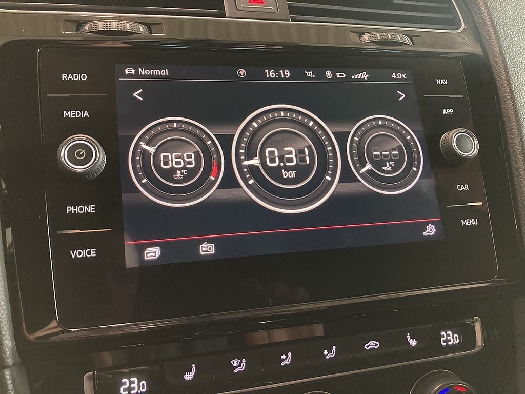 Vehicle Image 15