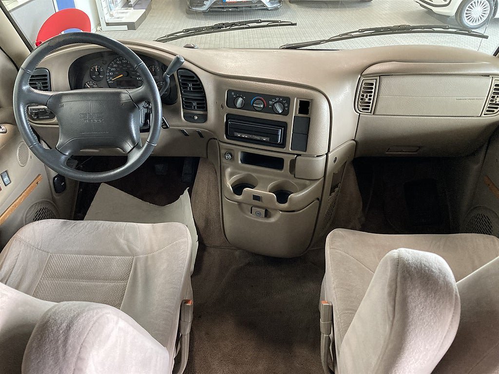 Vehicle Image 14