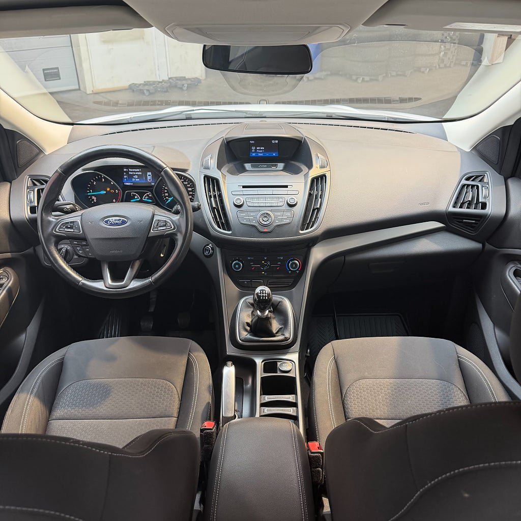 Vehicle Image 10
