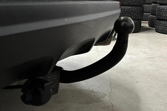Vehicle Image 24